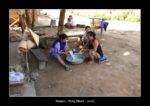 femmes dans un village près de Nong Khiaw - l'autre ailleurs au Laos, une autre idée du voyage
