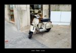 Joli scooter à Porto ~ thierry llopis photographies (www.thierryllopis.fr)