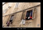 du linges aux fenêtres à Split - quelques photos de Croatie - septembre 2020 ~ thierry llopis photographies (www.thierryllopis.fr)