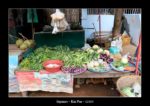 vente de légumes à Kin Pun au Myanmar (Birmanie) - thierry llopis photographies (www.thierryllopis.fr)