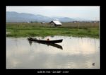 au fil de l'eau du lac Inlé près de Nyaung Shwe au Myanmar (Birmanie) - thierry llopis photographies (www.thierryllopis.fr)