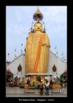 le grand bouddha sur le site de Wat Intharawihan à Bangkok - quelques photos de Thaïlande ~ thierry llopis photographies (www.thierryllopis.fr)