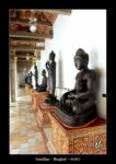 bouddhas dans un temple à Bangkok - quelques photos de Thaïlande ~ thierry llopis photographies (www.thierryllopis.fr)