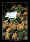 ananas sur le marché à Bangkok- quelques photos de Thaïlande ~ thierry llopis photographies (www.thierryllopis.fr)