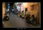 de nuit dans la rue à Hanoï.